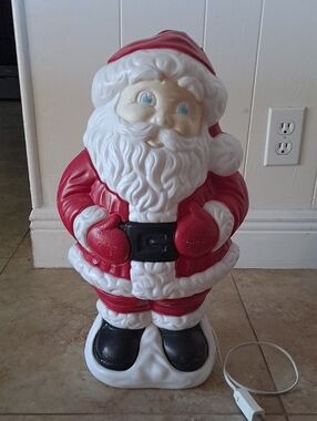 Vintage 90's Grand Venture 18" Red Santa Blow Mold Decoration Indoor Outdoor